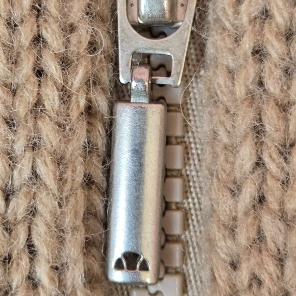 Y2K Ellesse Vintage 100% wool Mens Cardigan Full Zip Tan XL - Picture 6 of 7